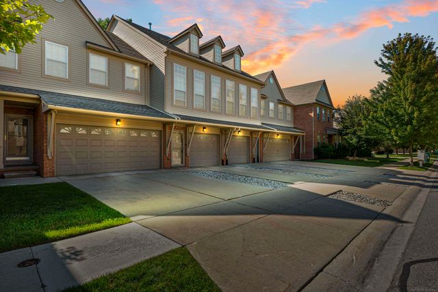 56696 Long Island Drive, Shelby Twp, MI 48316
