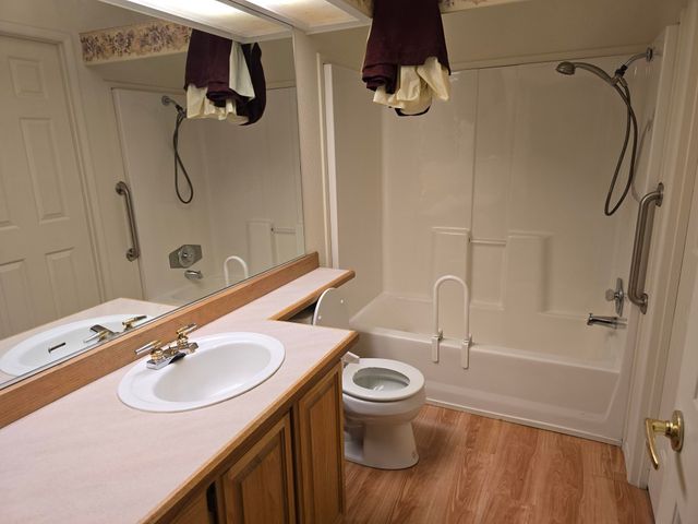 555 Freeman Road 254, Central Point, OR 97502