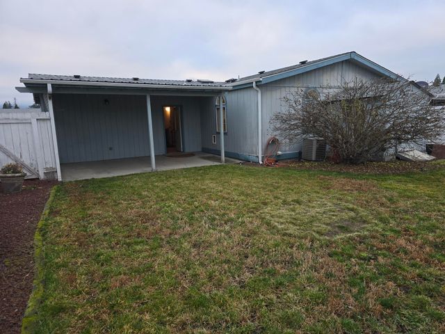 555 Freeman Road 254, Central Point, OR 97502