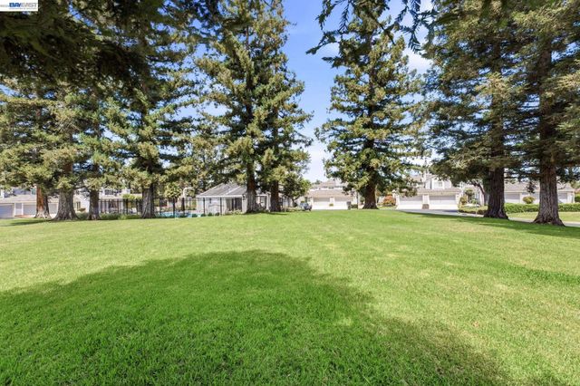 123 Northwood Cmns, Livermore, CA 94551