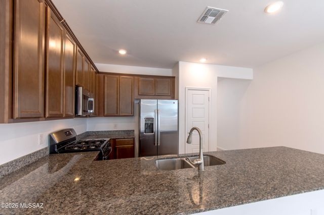 10441 W Vandever Drive, Marana, AZ 85653