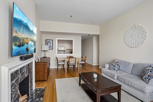 416 Marlborough St. 408, Boston, MA 02116