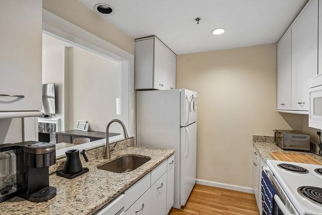 416 Marlborough St. 408, Boston, MA 02116
