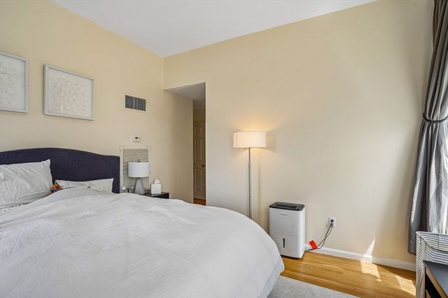 416 Marlborough St. 408, Boston, MA 02116