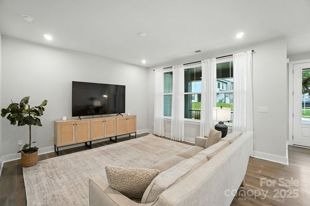 304 Ardmore Drive, Belmont, NC 28012