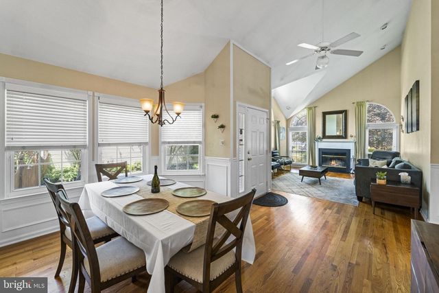 22 MYSTIC WAY, Burlington, NJ 08016