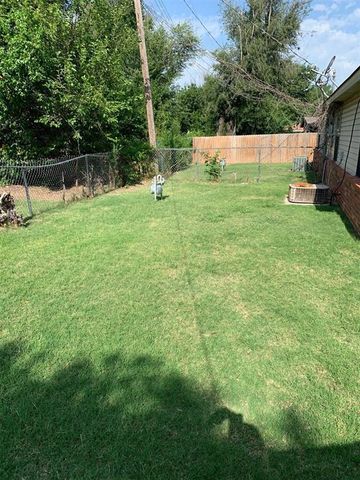 826 Russell Circle 826, Norman, OK 73071