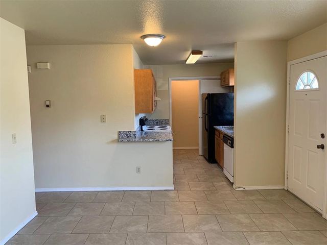 826 Russell Circle 826, Norman, OK 73071