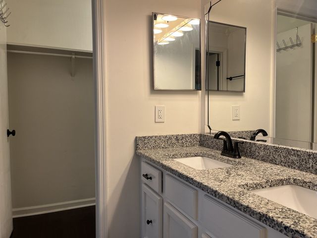 4487 Post Pl Apt 71, Nashville, TN 37205