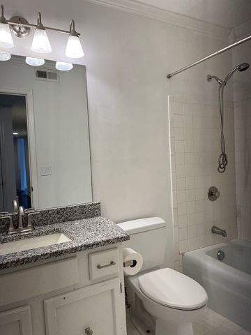 4487 Post Pl Apt 71, Nashville, TN 37205