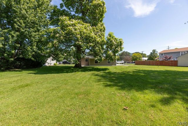 26 Pershing Drive, Fulton, NY 13069