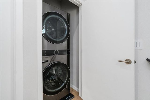 924 Cardinal LN, Austin, TX 78704