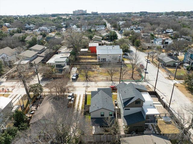 924 Cardinal LN, Austin, TX 78704