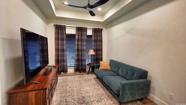 667 ALTA CIR, New Braunfels, TX 78132