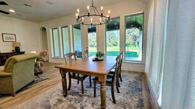 667 ALTA CIR, New Braunfels, TX 78132
