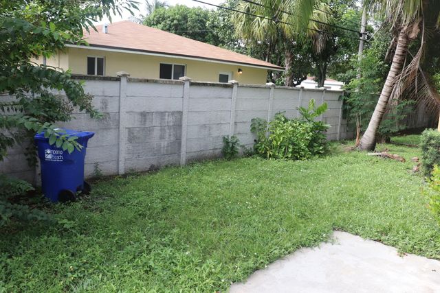 613 NW 21ST Avenue, Pompano Beach, FL 33069