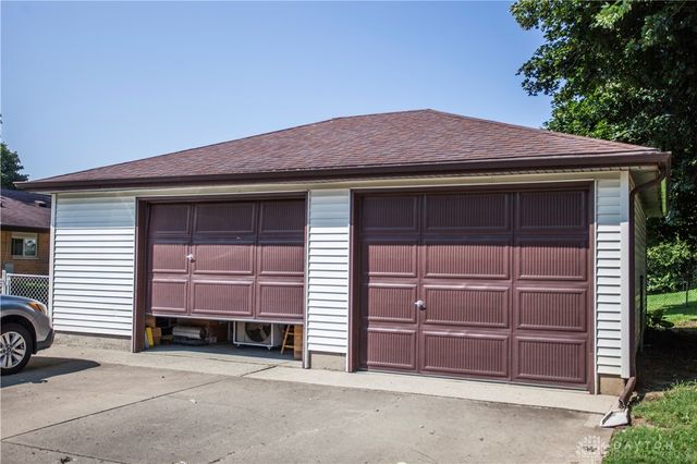 2064 Maryland Drive, Xenia, OH 45385