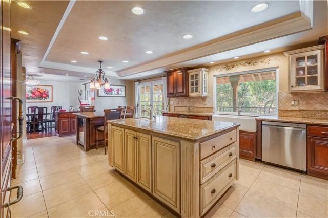 2899 N Monte Verde Drive, Covina, CA 91724