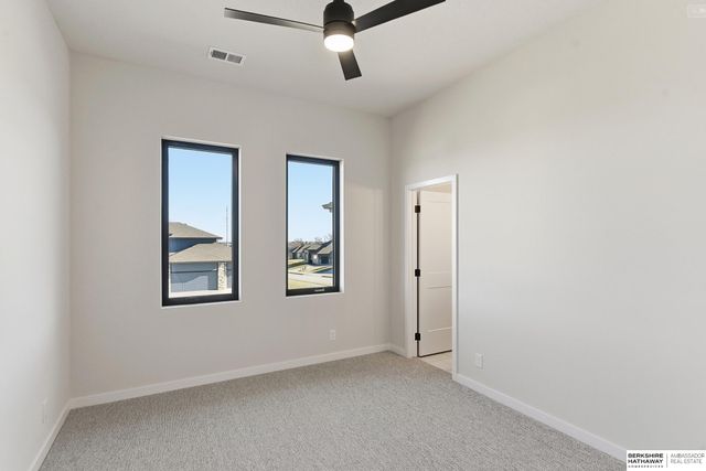 11616 S 115th Street, Papillion, NE 68046