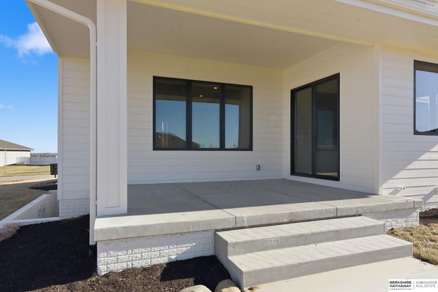 11616 S 115th Street, Papillion, NE 68046