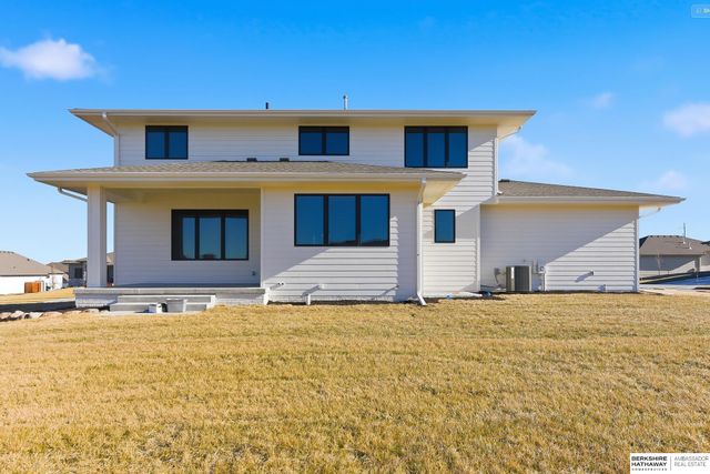 11616 S 115th Street, Papillion, NE 68046