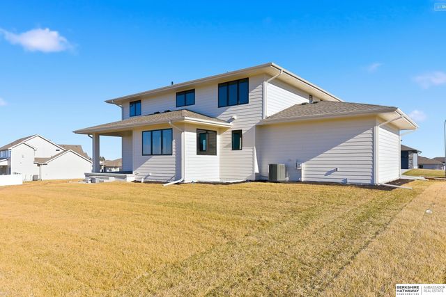 11616 S 115th Street, Papillion, NE 68046