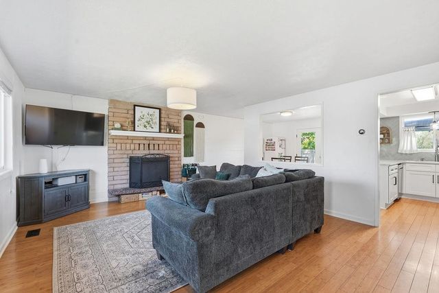 2220 E 63rd Ave, Spokane, WA 99223