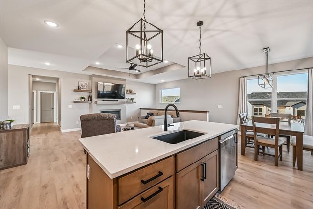 1024 Kettering Road, Marion, IA 52302