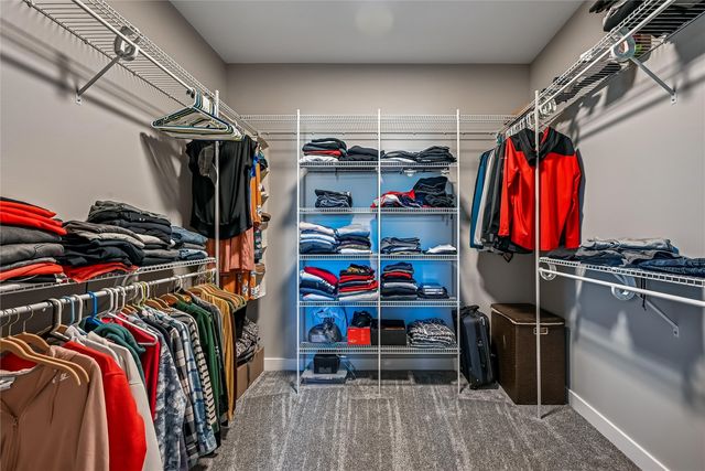 1024 Kettering Road, Marion, IA 52302