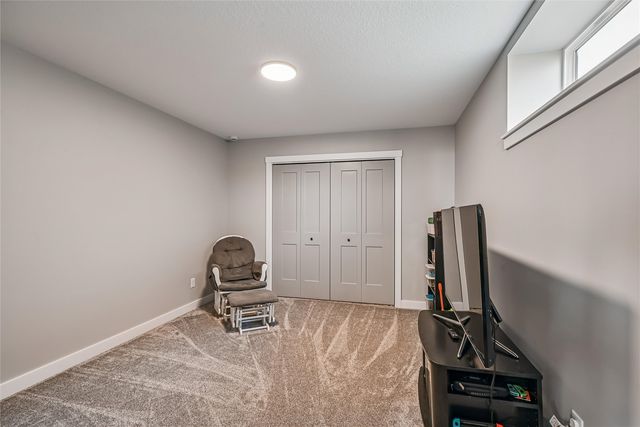 1024 Kettering Road, Marion, IA 52302