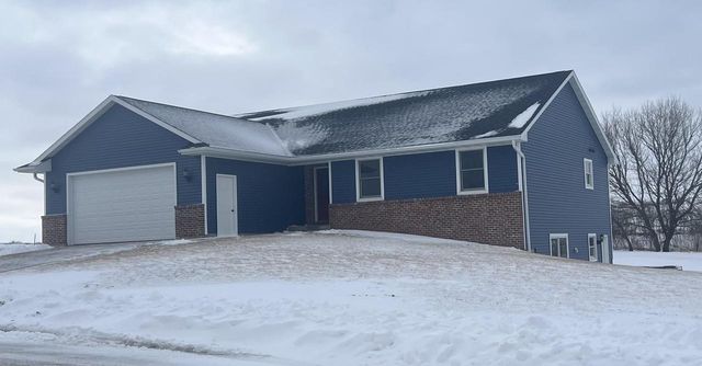 1595 Cornerstone Circle, Platteville, WI 53818
