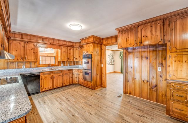 2819 HILLVILLE LOOP, Whiteville, TN 38075