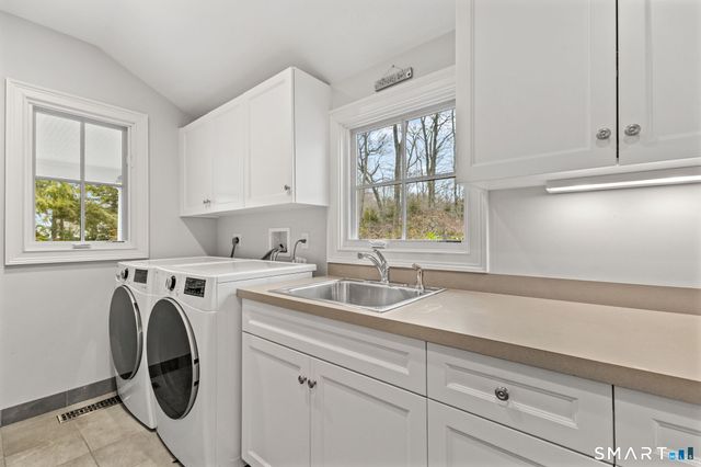 28 Crooked Mile Road, Darien, CT 06820