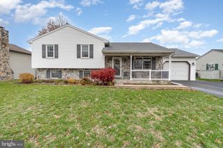 2512 MAGNOLIA TER, Harrisburg, PA 17110