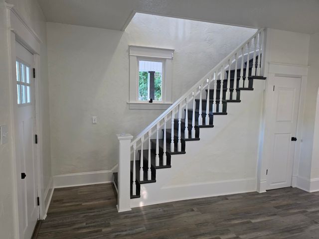 2427 N Standard St, Spokane, WA 99207
