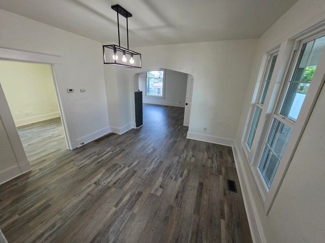 2427 N Standard St, Spokane, WA 99207