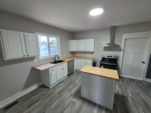 2427 N Standard St, Spokane, WA 99207
