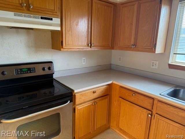 30178 Wedgewood Circle, Roseville, MI 48066