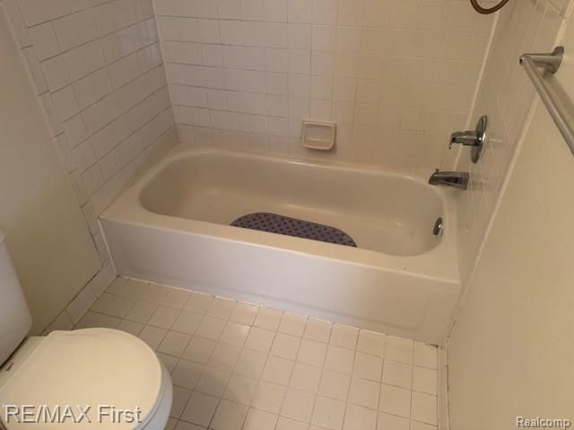 30178 Wedgewood Circle, Roseville, MI 48066