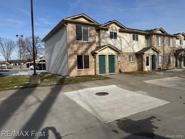 30178 Wedgewood Circle, Roseville, MI 48066