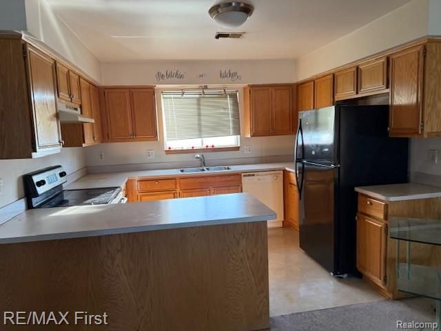 30178 Wedgewood Circle, Roseville, MI 48066