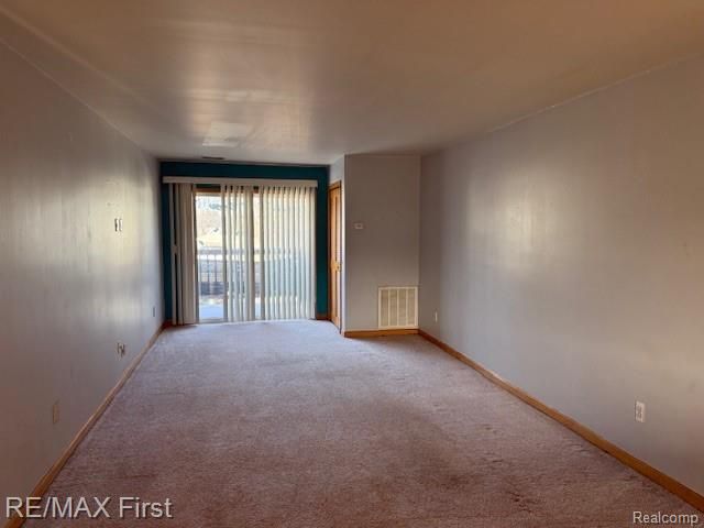 30178 Wedgewood Circle, Roseville, MI 48066