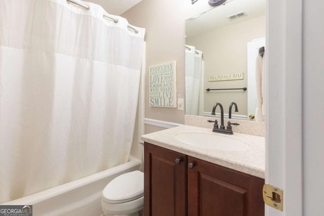 301 Willow Drive, Glennville, GA 30427