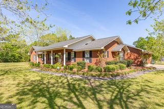 301 Willow Drive, Glennville, GA 30427