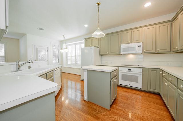 116 James Drive, Heath, TX 75032