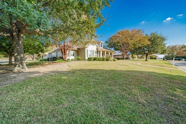 116 James Drive, Heath, TX 75032