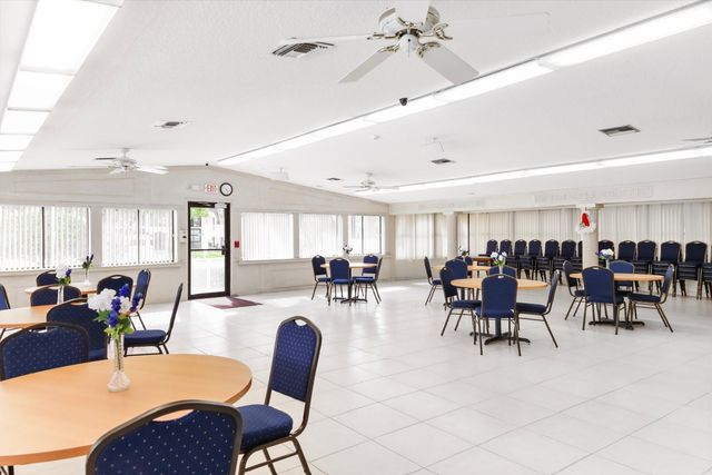 106 Lake Pine Circle C-1, Greenacres, FL 33463