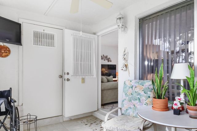 106 Lake Pine Circle C-1, Greenacres, FL 33463