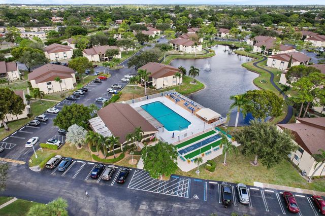 106 Lake Pine Circle C-1, Greenacres, FL 33463