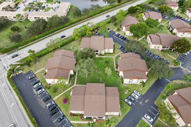 106 Lake Pine Circle C-1, Greenacres, FL 33463